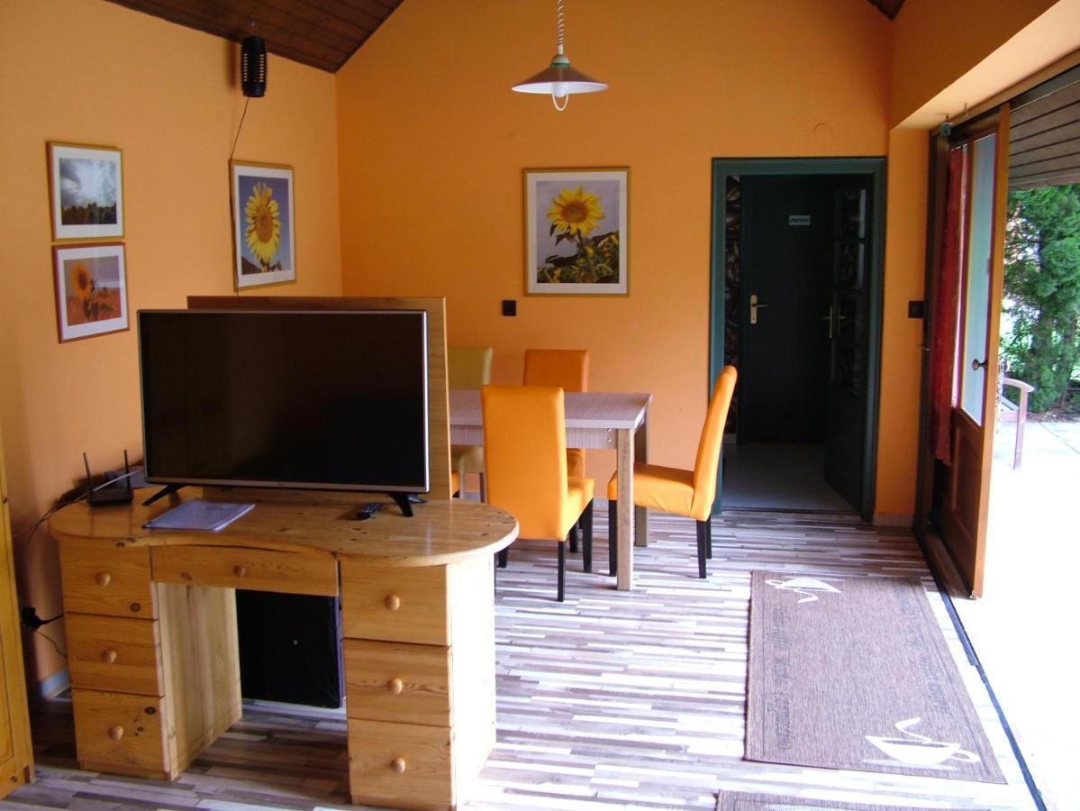 The Boys Apartman Siófok Exteriör bild